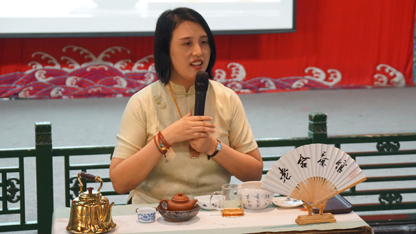 回顾小饮茶会「小饮茶会第339期」2023年8月18日老舍茶馆·泓文博雅“南中轴文化体验活动”系列——品藏香之古韵 感藏茶之醇厚